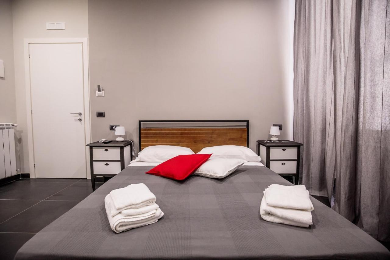 Medusa Cilea B&B Napoli Bagian luar foto