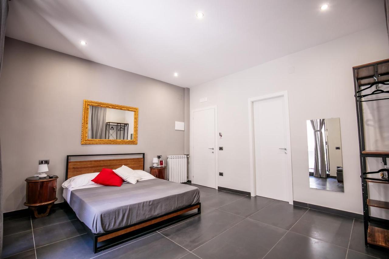 Medusa Cilea B&B Napoli Bagian luar foto
