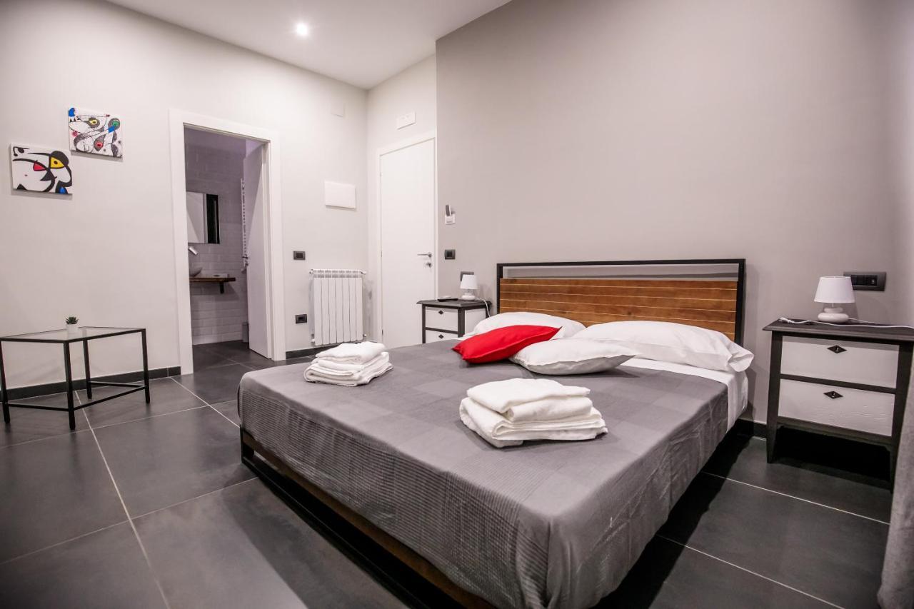 Medusa Cilea B&B Napoli Bagian luar foto