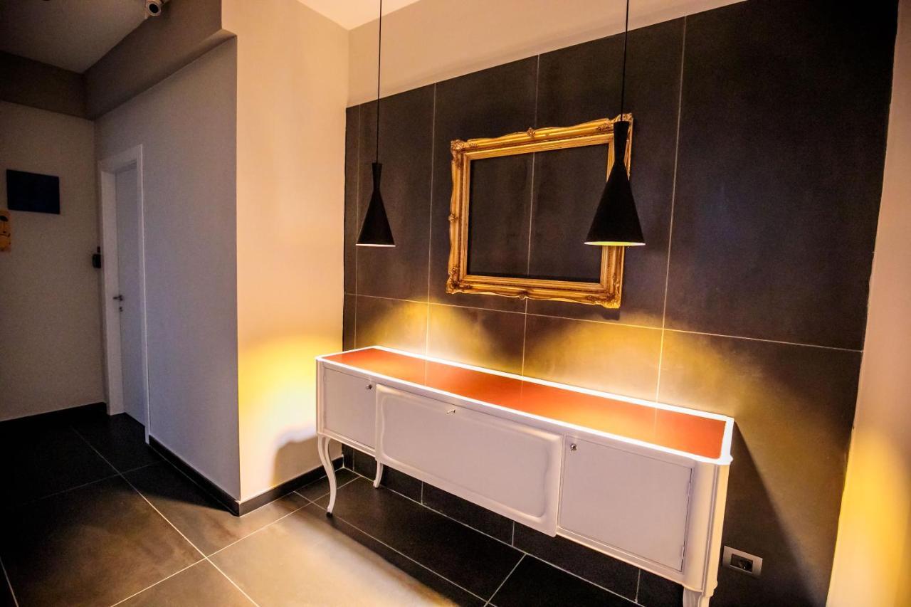 Medusa Cilea B&B Napoli Bagian luar foto