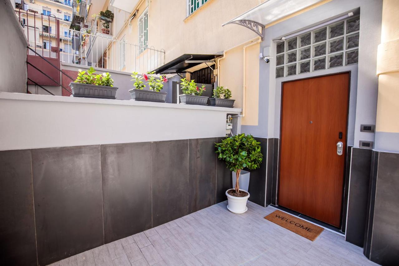 Medusa Cilea B&B Napoli Bagian luar foto