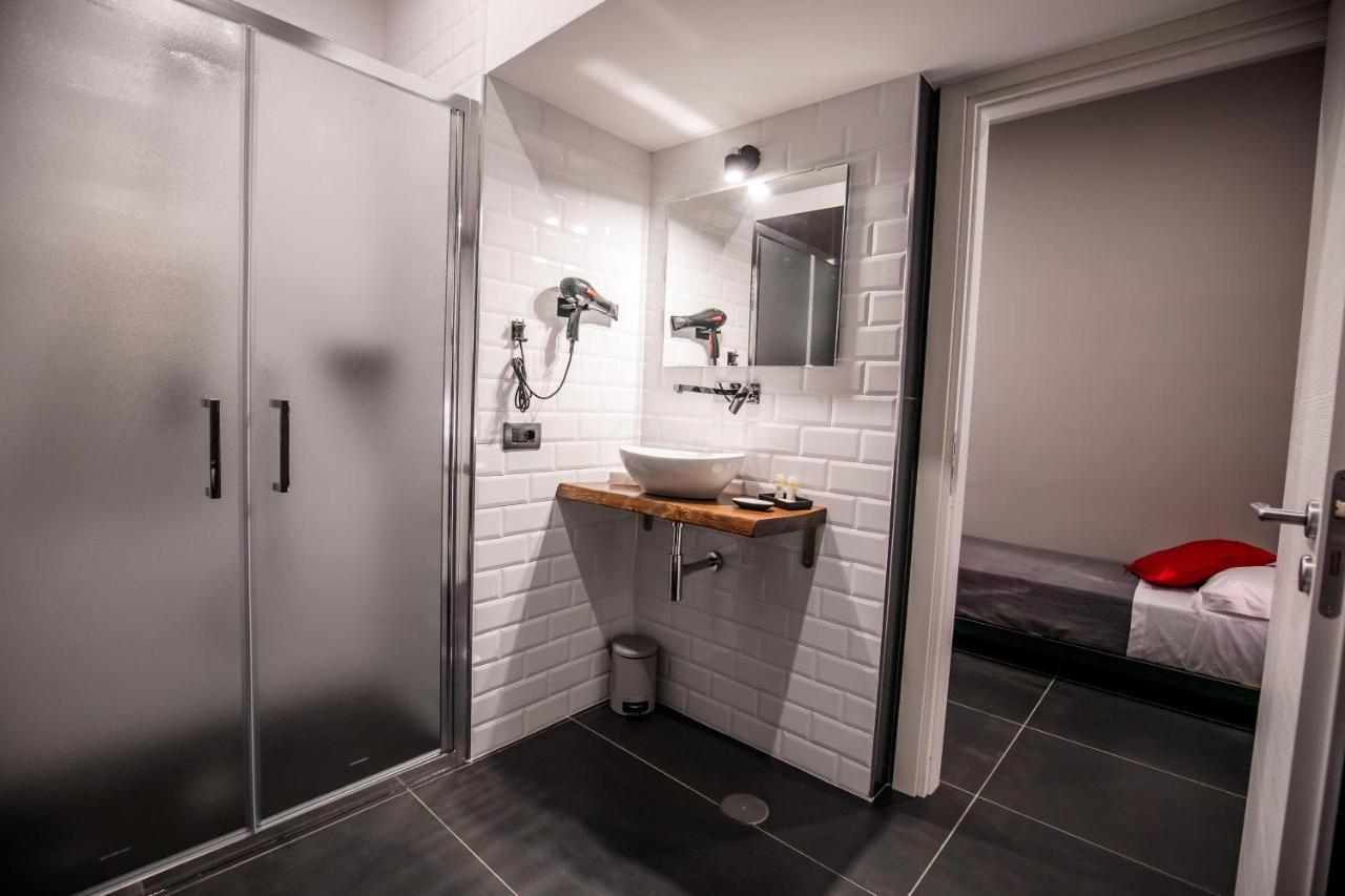 Medusa Cilea B&B Napoli Bagian luar foto